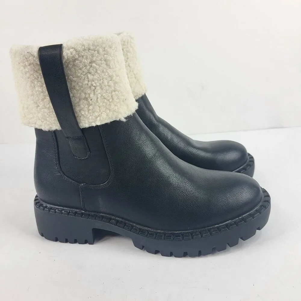 New York & Company Nelli Bootie Faux Shearling Fits Size 6.5